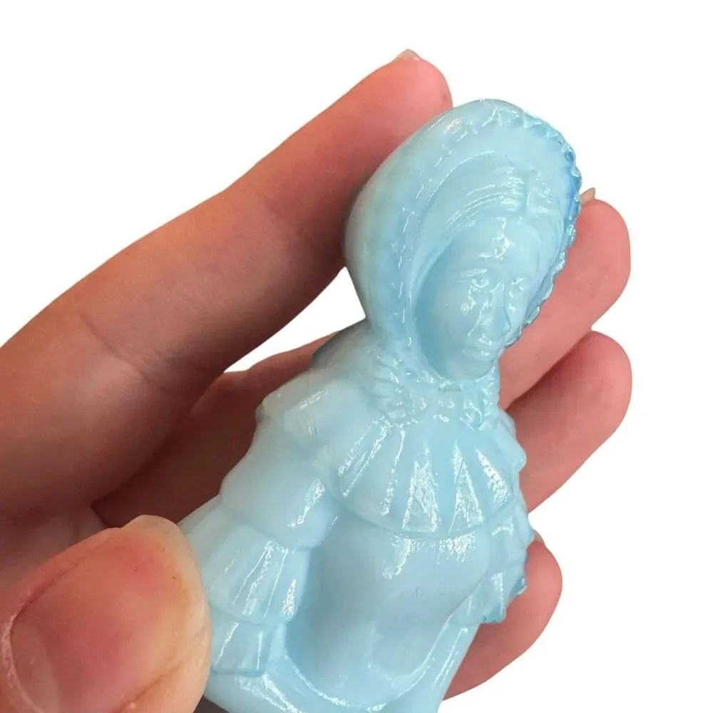 Vintage Degenhart Art Glass Priscilla Doll Light Blue Marked‎ D